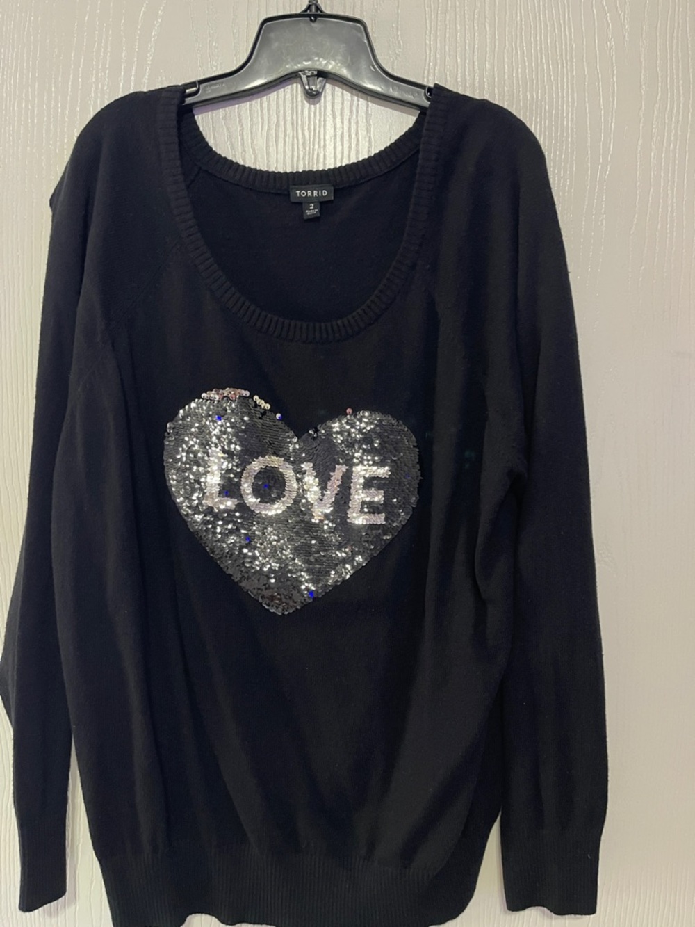 Light weight sweater